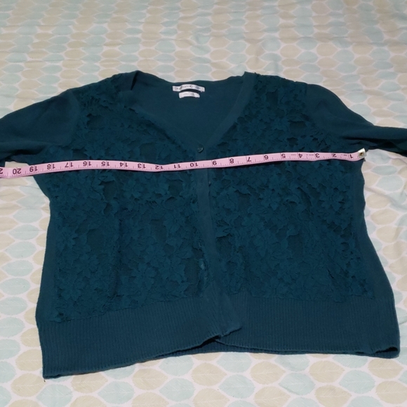 Laced front olive green cardigan - Picture 7 of 7